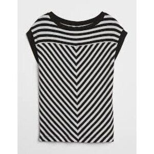 Gap Black & White Stripe Knit Short Sleeve Tee Size S